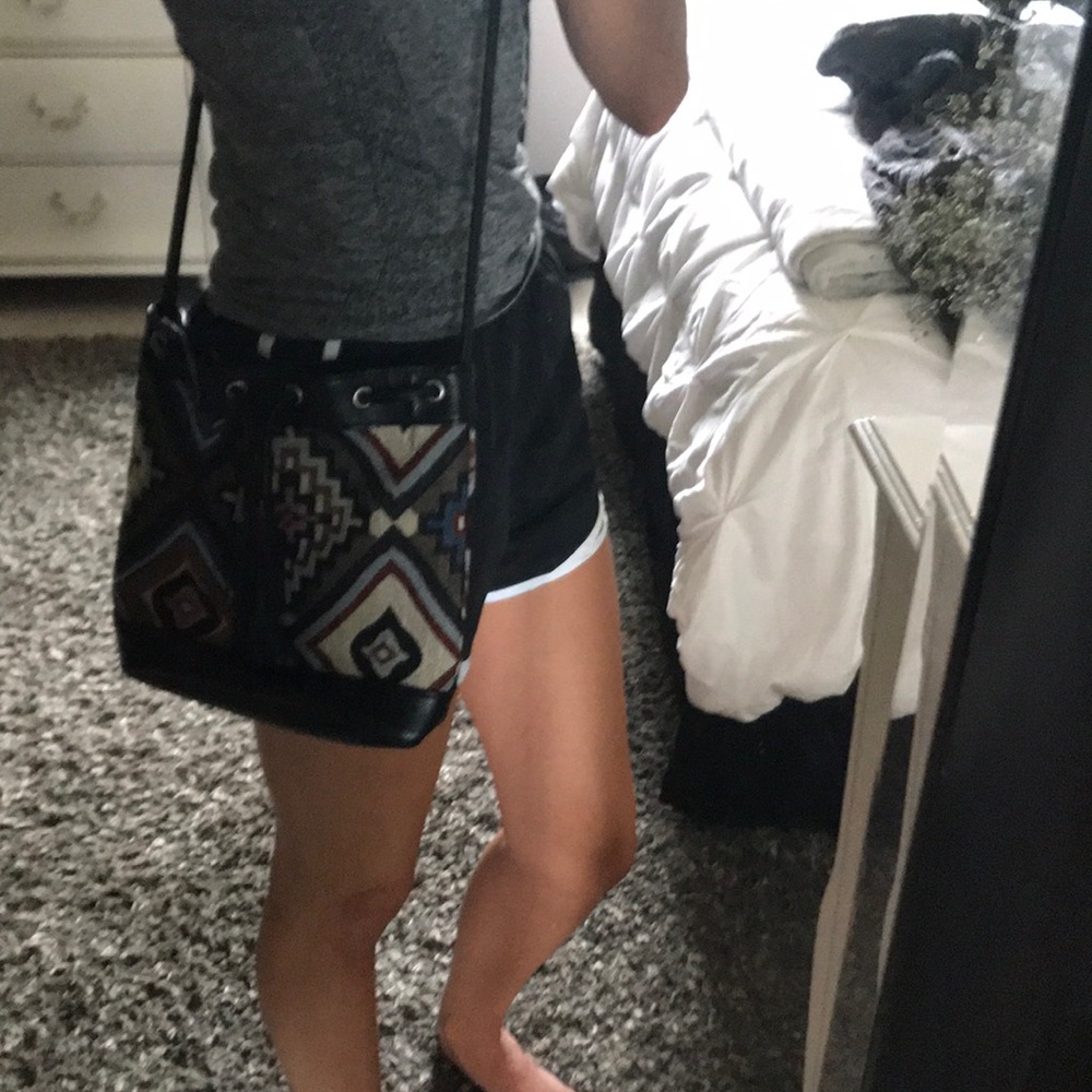 Aztec Print Purse - Picture 3 of 3